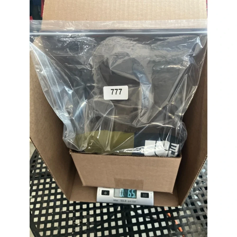 The North Face Never Stop Exploring T-Shirt Mens Small Green‎ Box NSE Graphic